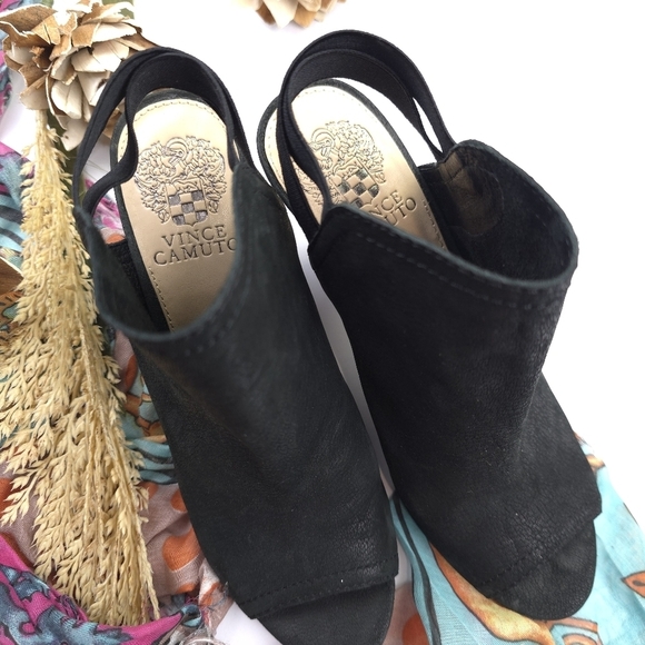 Vince Camuto Black Peep-Toe Ankle Boots Size 7 - Picture 8 of 10